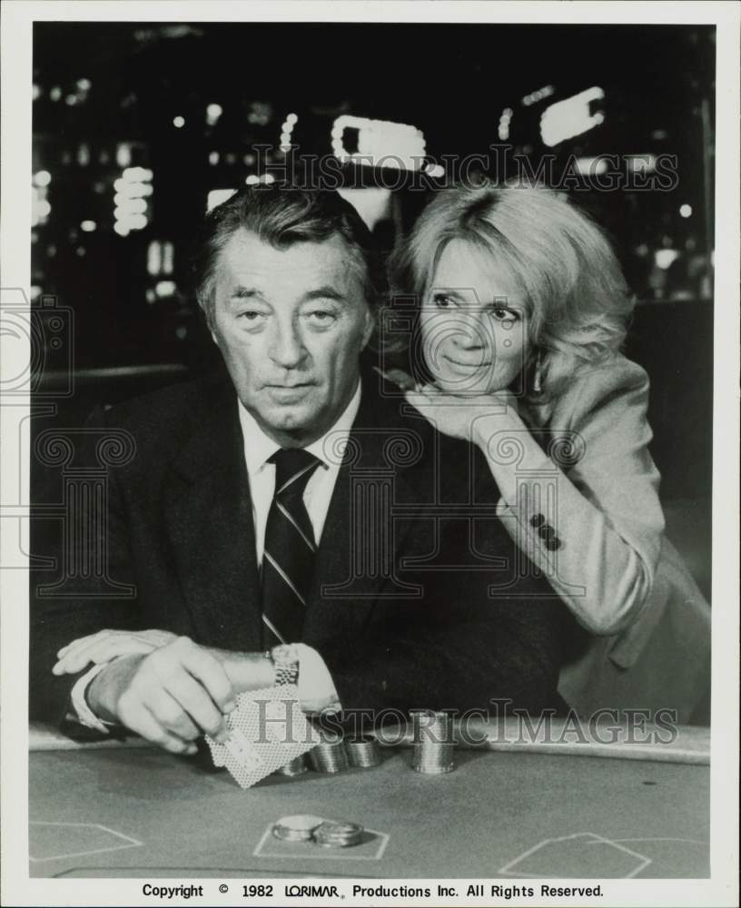 1982 Press Photo Robert Mitchum, Angie Dickinson in &quot;One Shoe Makes It Murder&quot;- Historic Images