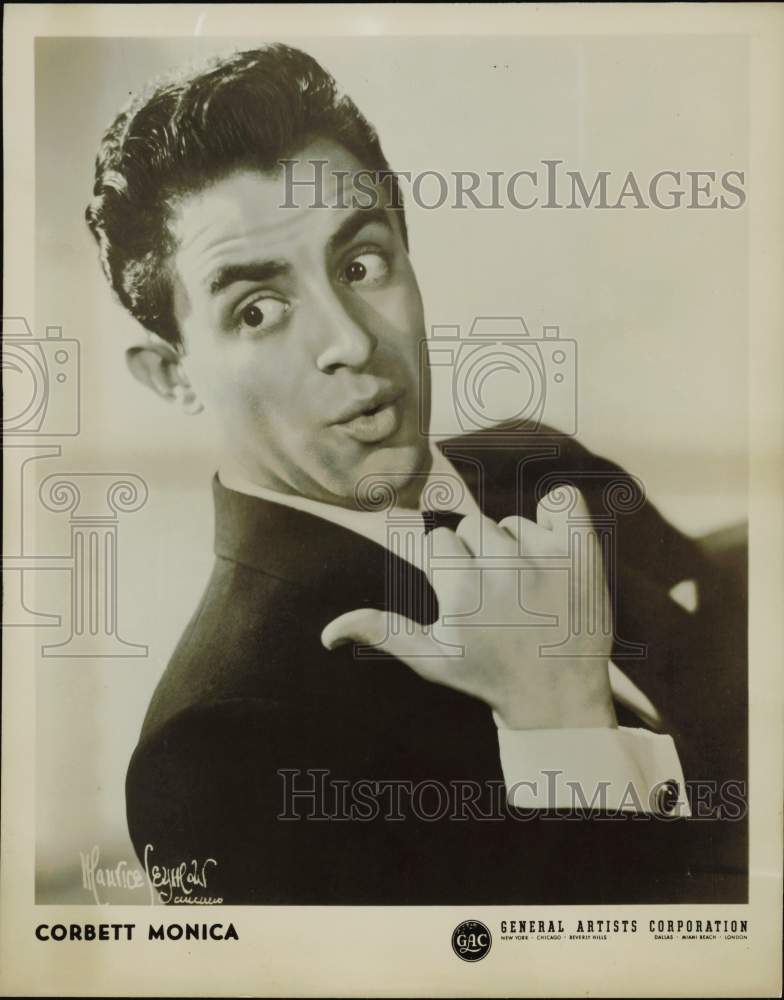 1960 Press Photo Comedian Corbett Monica - hpp29081- Historic Images