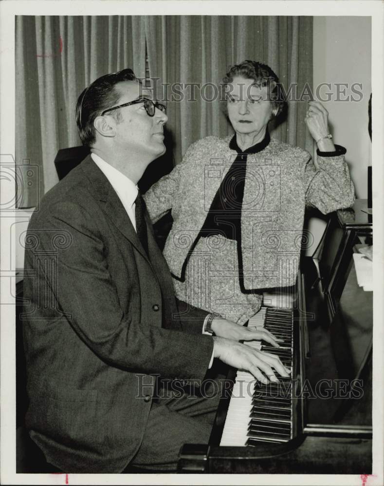 1960 Press Photo Steve Allen and Mother, Actress Belle Montrose - hpp29168- Historic Images