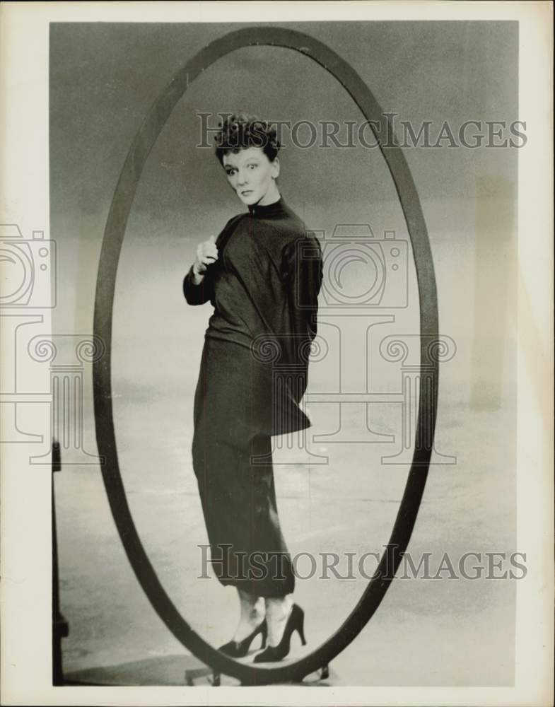 1953 Press Photo Actress Mary Martin on &quot;Ford 50th Anniversary Show&quot; - hpp29892- Historic Images