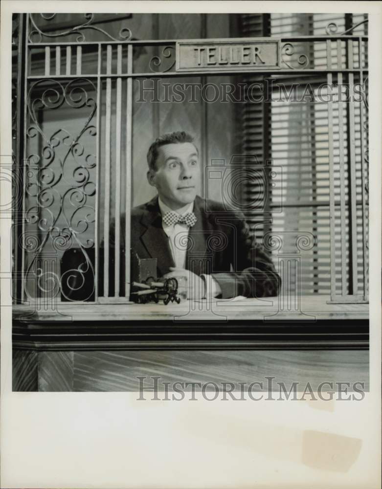 1955 Press Photo Actor David Wayne in &quot;Norby&quot; TV Series - hpp29995- Historic Images