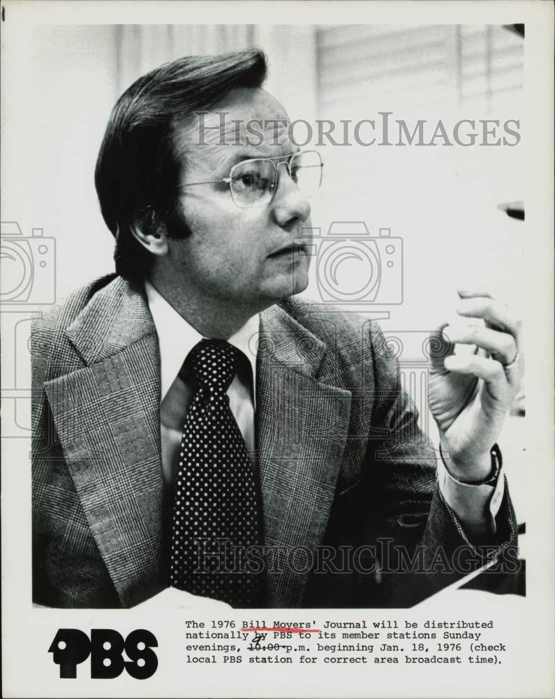 1976 Press Photo TV Host Bill Moyers - hpp30006- Historic Images