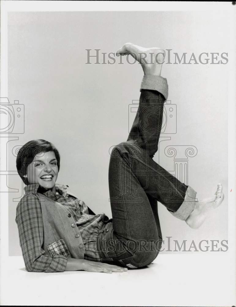 1978 Press Photo Priscilla Lopez stars in CBS&#39; &quot;In the Beginning.&quot; - hpp30289- Historic Images