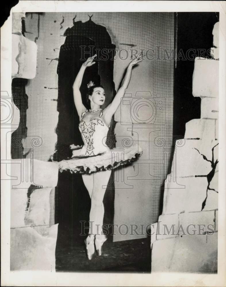 1960 Press Photo Ballerina Margot Fonteyn - hpp30584- Historic Images