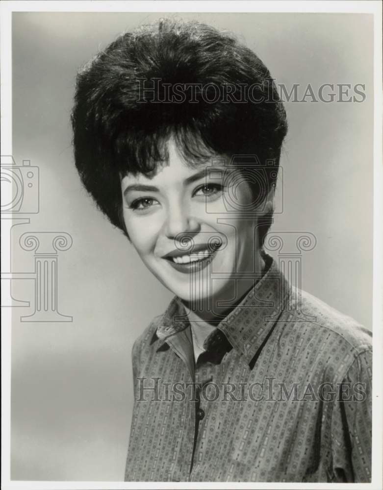 1962 Press Photo Linda Lawson, Co-Star of &quot;Vive Judson McKay!&quot; on NBC-TV- Historic Images