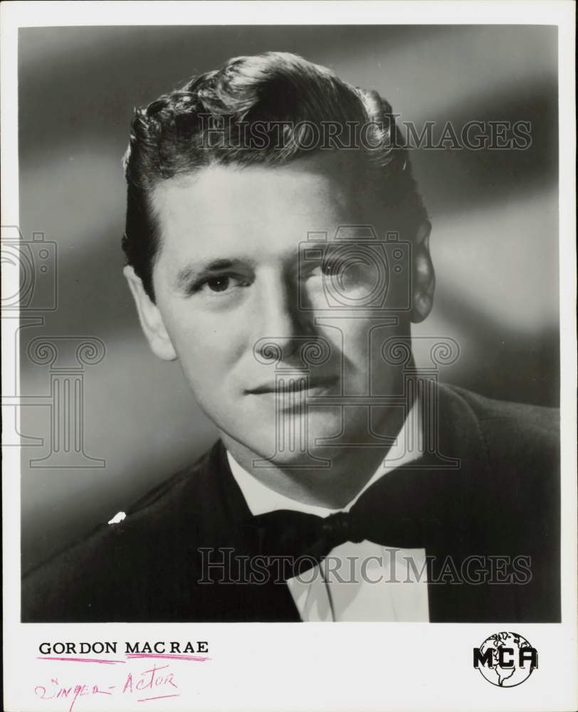 1958 Press Photo Singer-Actor Gordon MacRae - hpp30733- Historic Images