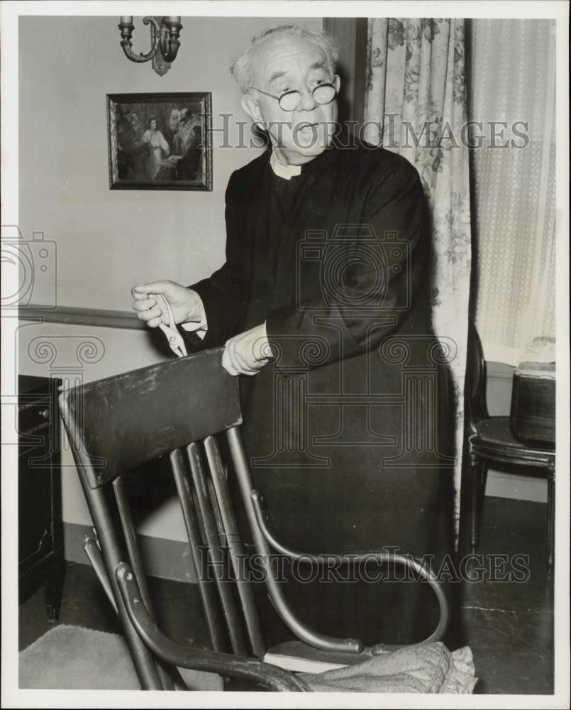 1959 Press Photo Actor Cecil Kellaway as Father Gilhooley on &quot;The Millionaire&quot;- Historic Images