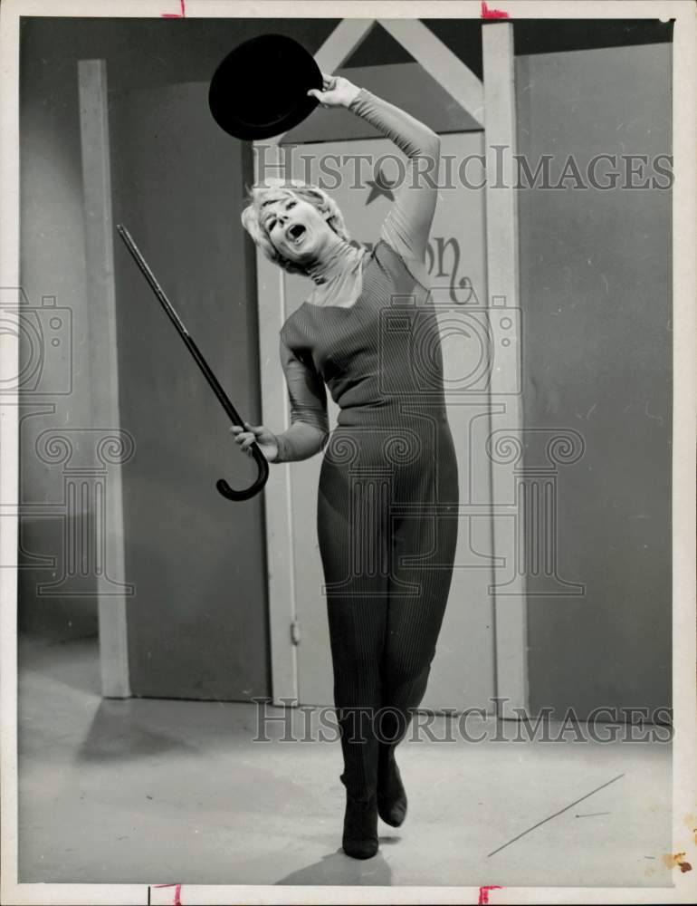 1962 Press Photo Actress-Singer Sheila MacRae on &quot;The Jack Paar Program&quot;- Historic Images