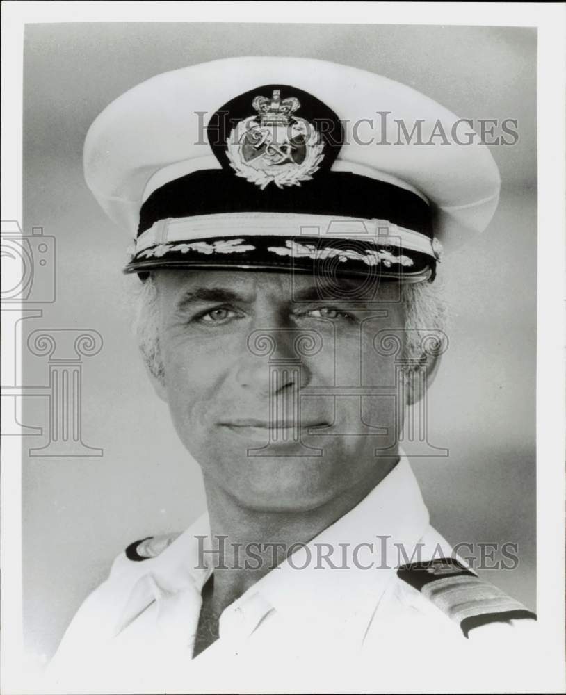 1992 Press Photo Actor Gavin MacLeod in &quot;The Love Boat&quot; - hpp31006- Historic Images