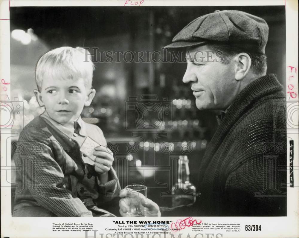 1964 Press Photo Actor Robert Preston &amp; Young Boy in &quot;All the Way Home&quot;- Historic Images