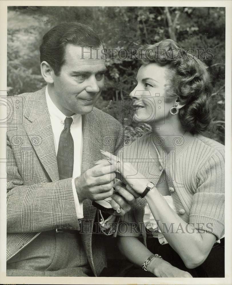 1955 Press Photo Janet Blair &amp; Elliott Reed on &quot;Front Row Center&quot; - hpp31703- Historic Images