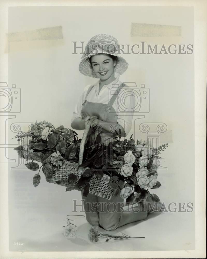 1959 Press Photo Actress Luana Patten in &quot;Home from the Hill&quot; - hpp31828- Historic Images