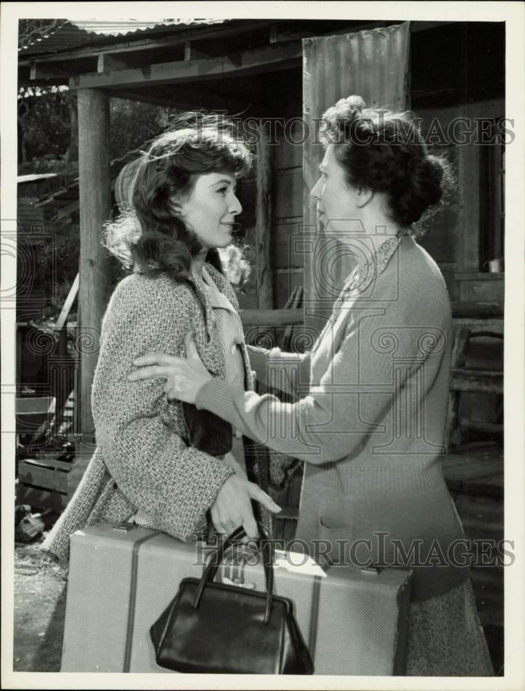 1959 Press Photo Actress Janice Rule &amp; Female Co-Star - hpp31876- Historic Images