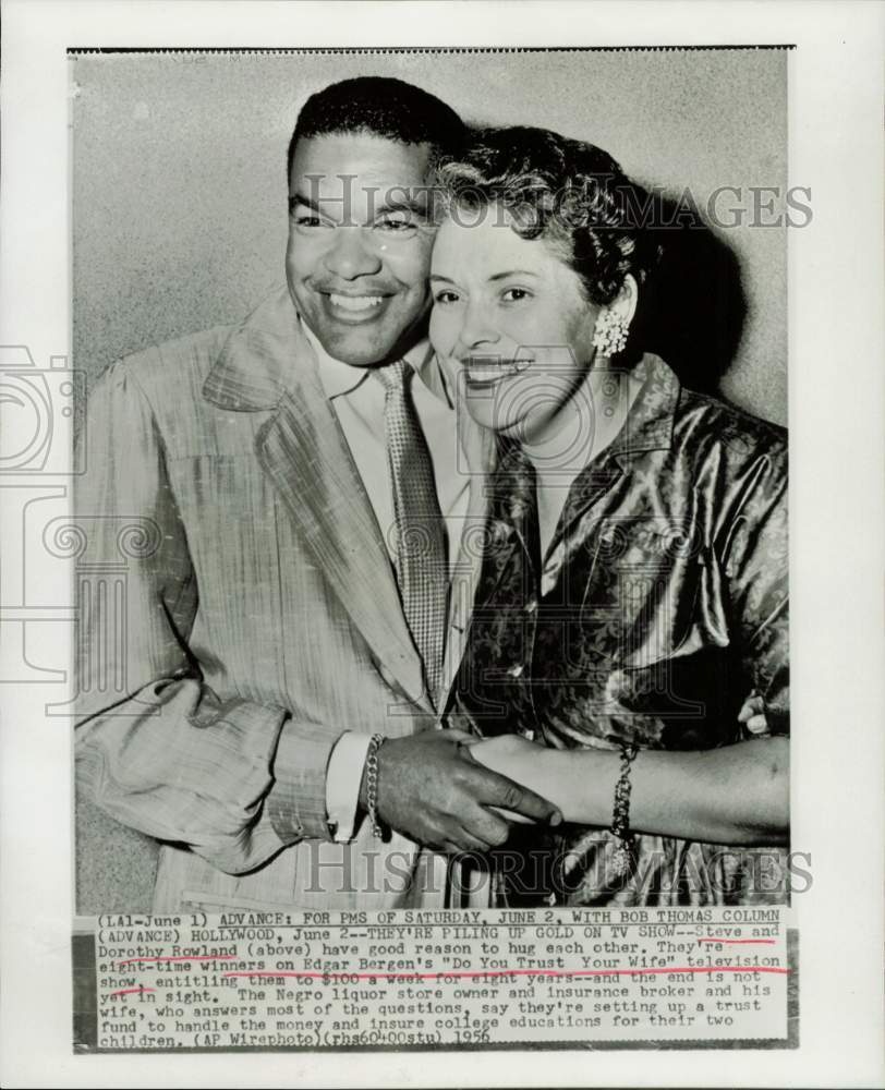 1956 Press Photo Steve and Dorothy Rowland, Winners of &quot;Do You Trust Your Wife&quot;- Historic Images