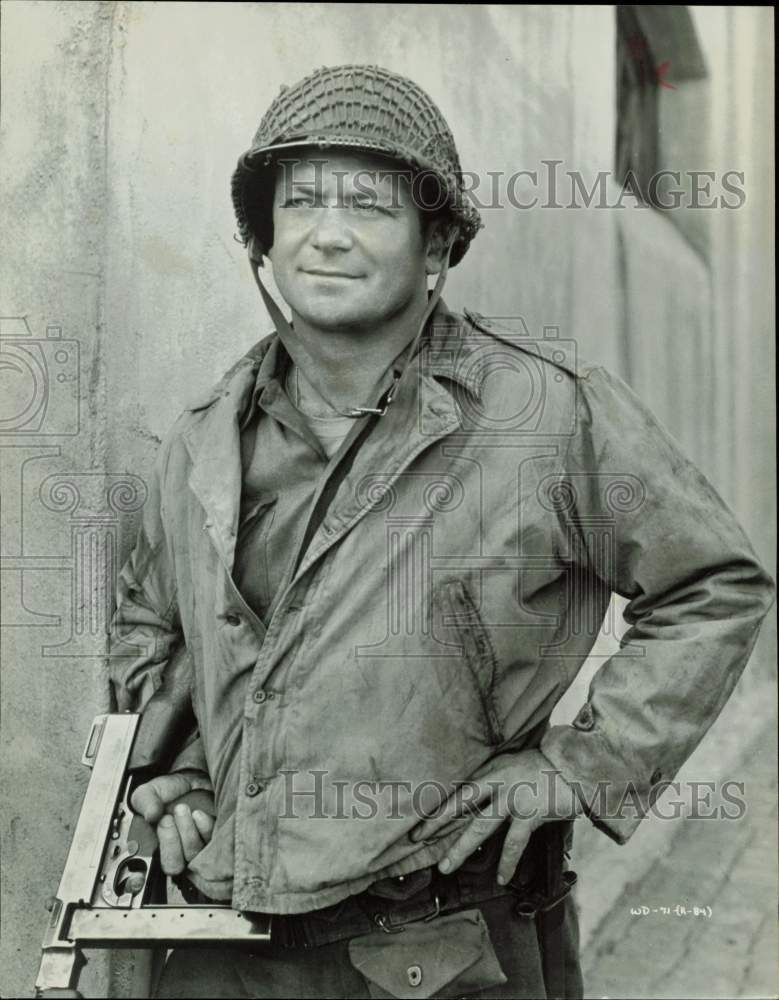 1968 Press Photo Actor Aldo Ray as Soldier - hpp32227- Historic Images