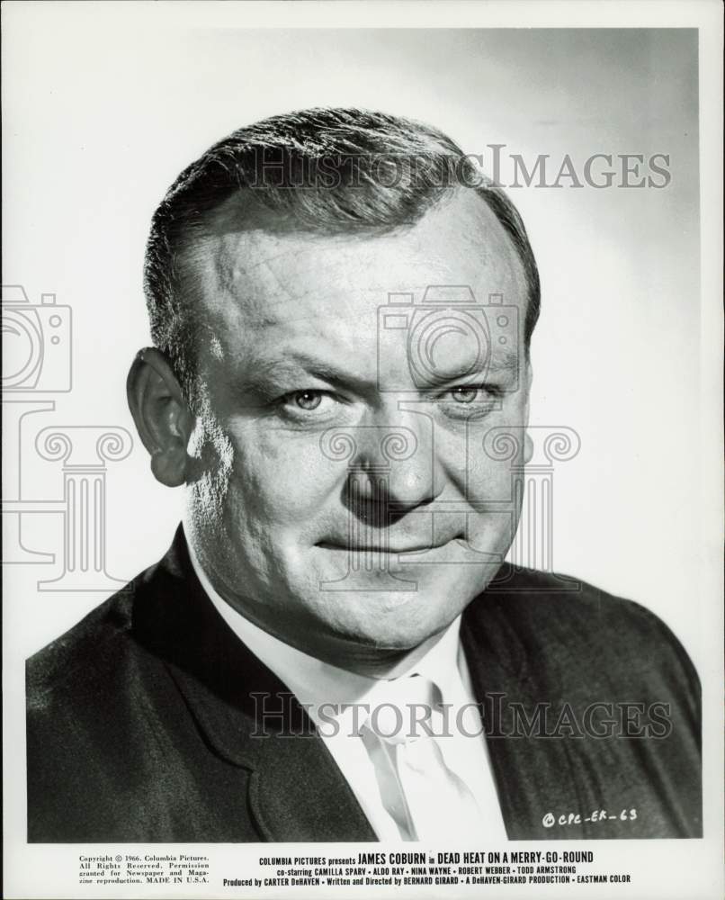 1966 Press Photo Actor Aldo Ray in &quot;Dead Heat On A Merry-Go-Round&quot; - hpp32228- Historic Images