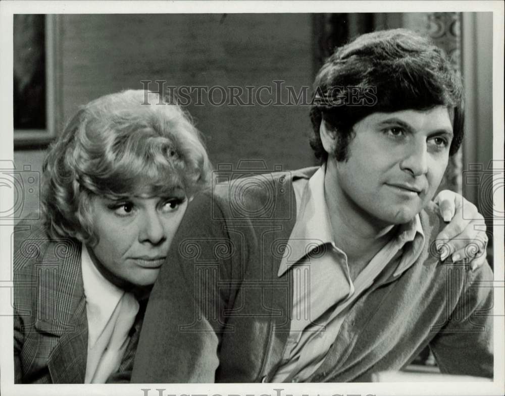 1976 Press Photo Renee Taylor, Joseph Bologna in &quot;Woman of the Year&quot;- Historic Images