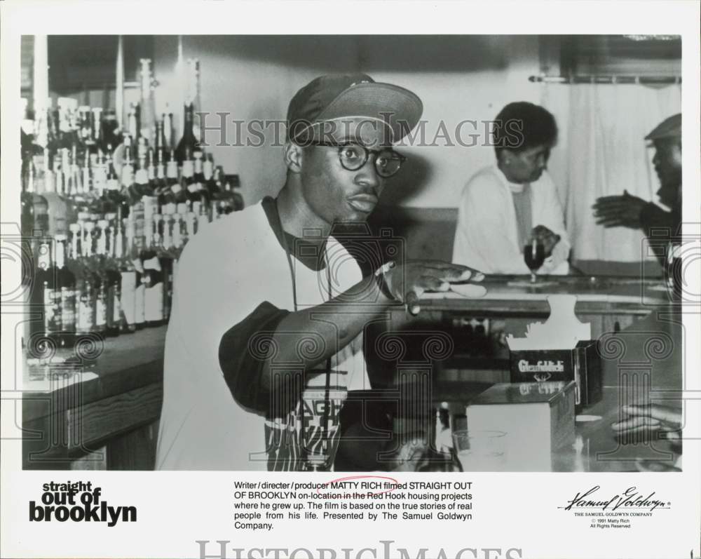 1991 Press Photo Director Matty Rich on &quot;Straight Out Of Brooklyn&quot; Movie Set- Historic Images