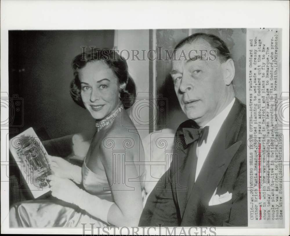 1958 Press Photo Actress Paulette Goddard &amp; Author Erich Maria Remarque in Milan- Historic Images