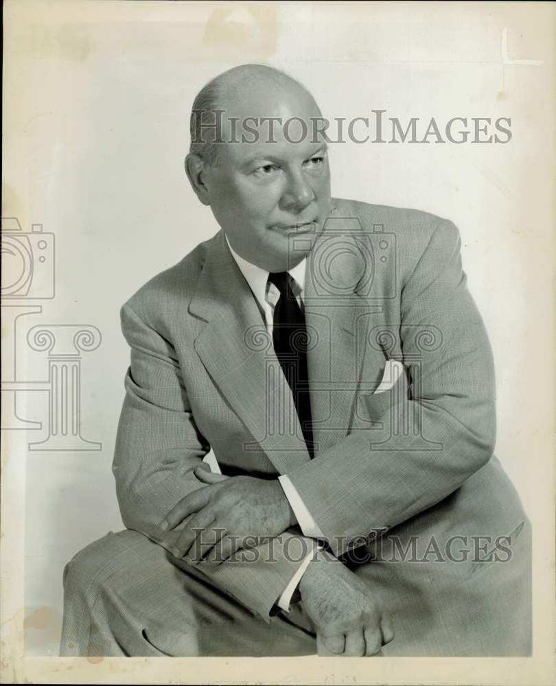 1956 Press Photo Worthington &quot;Tony&quot; Miner, &quot;Kaiser Aluminum Hour&quot; - hpp33156- Historic Images