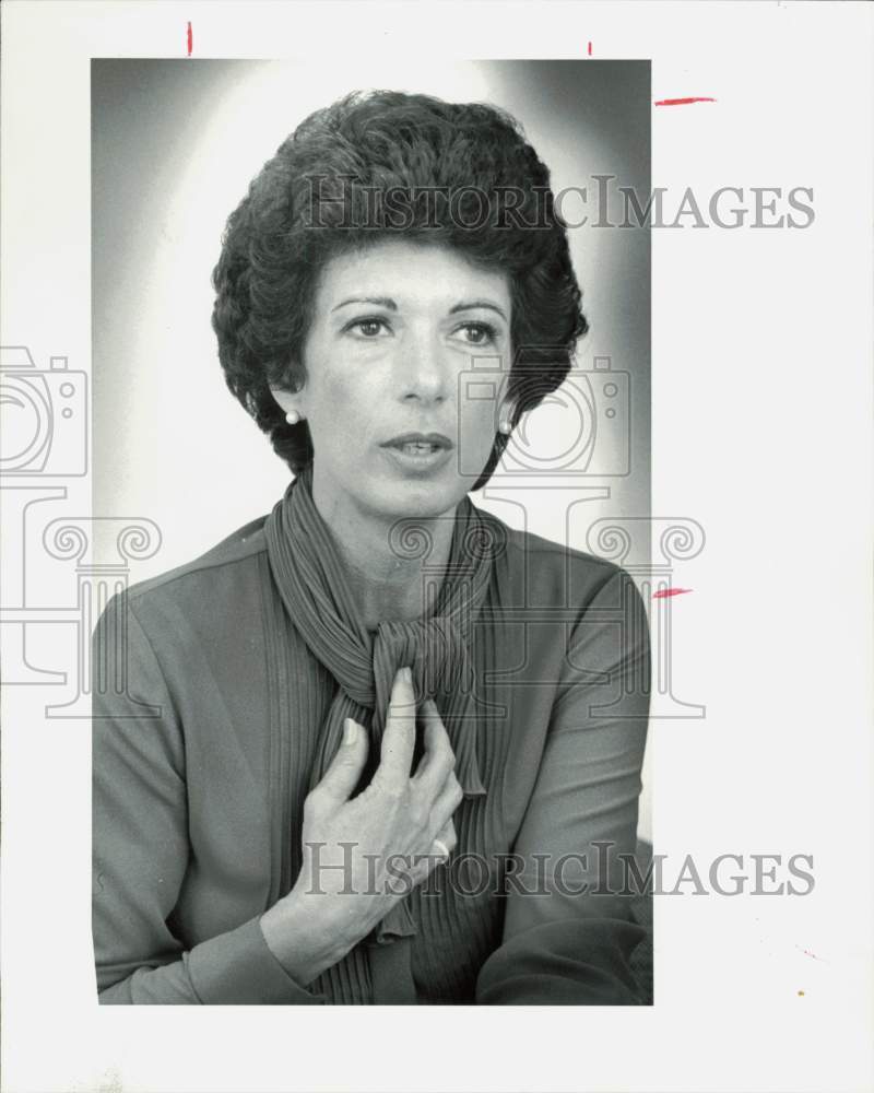 1982 Press Photo Author Betty Rollin - hpp33328- Historic Images