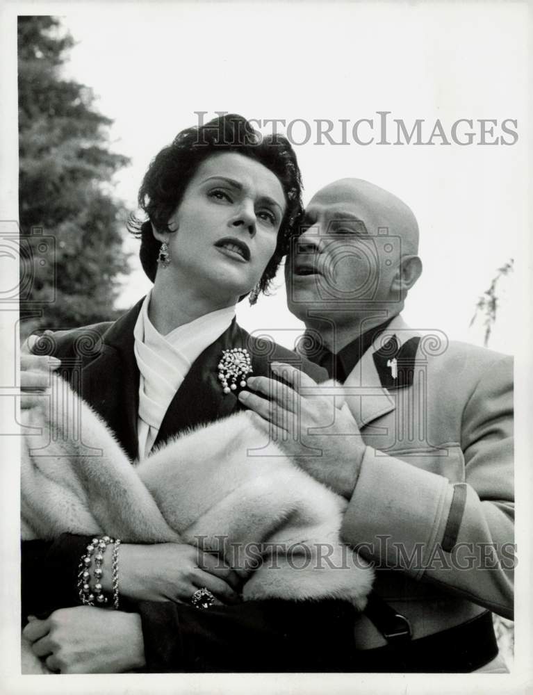 1959 Press Photo Actors Ilka Windish &amp; Nehemiah Persoff - hpp33682- Historic Images