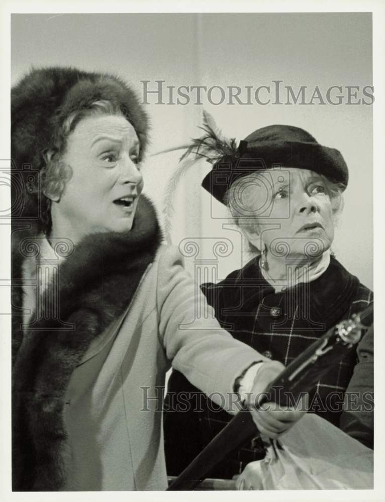 Press Photo Mildred Natwick and Helen Hayes in &quot;The Snoop Sisters&quot; - hpp33757- Historic Images