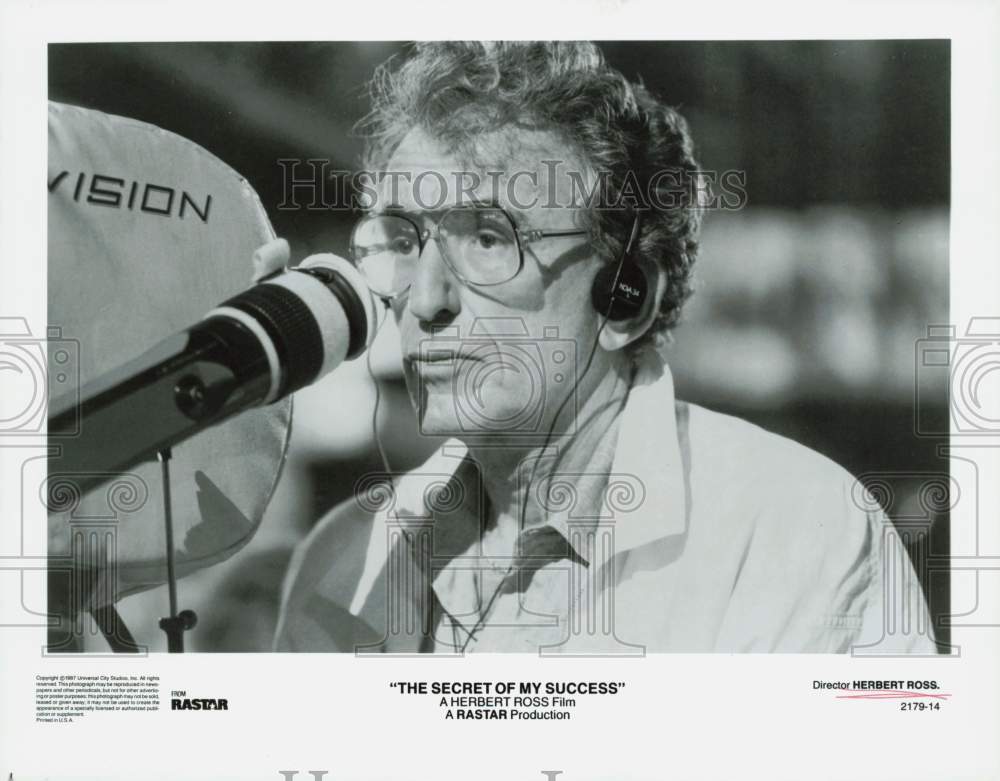 1987 Press Photo Director Herbert Ross, &quot;The Secret of My Success&quot; - hpp34328- Historic Images