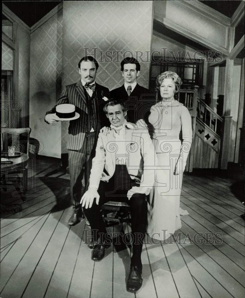 1973 Press Photo Stars of &quot;Long Day&#39;s Journey Into Night&quot; at Promenade Theatre- Historic Images