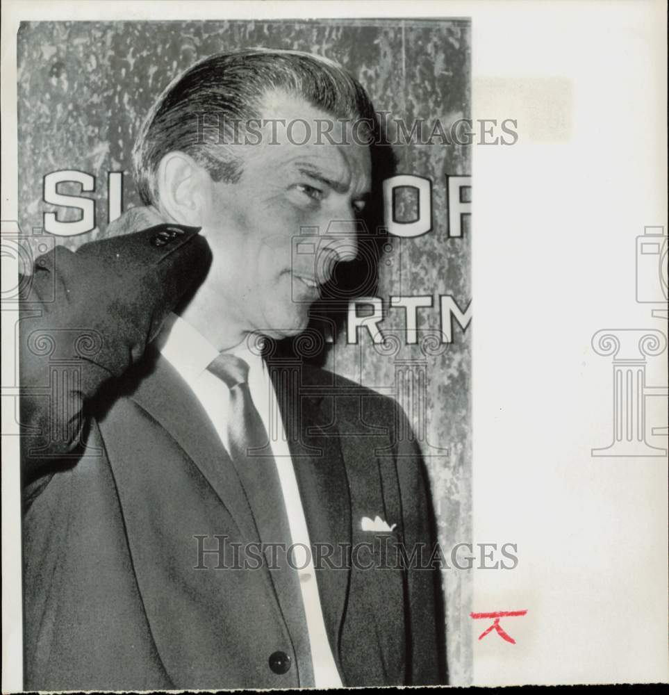 1960 Press Photo British Actor Michael Rennie Leaves Los Angeles Superior Court- Historic Images