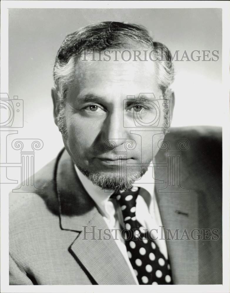 Press Photo Stuart Schulberg, with NBC News - hpp34953- Historic Images