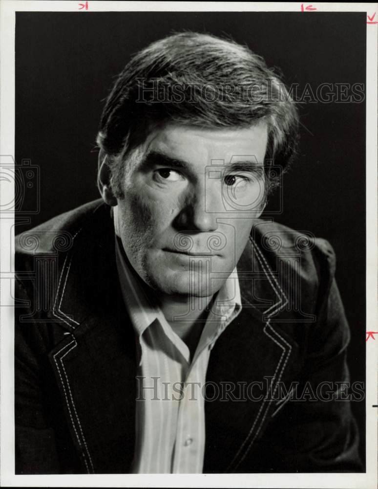 1973 Press Photo Actor Mitchell Ryan on &quot;Chase&quot; - hpp35010- Historic Images