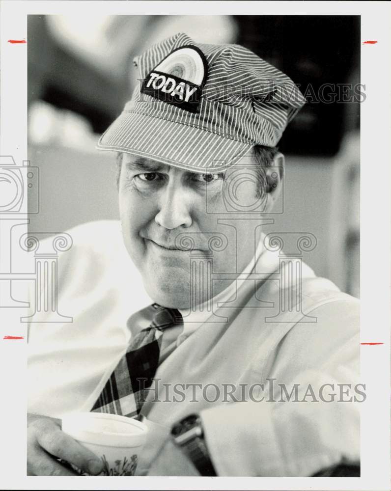 1985 Press Photo Willard Scott, &quot;Today&quot; Show Weather Reporter - hpp35379- Historic Images