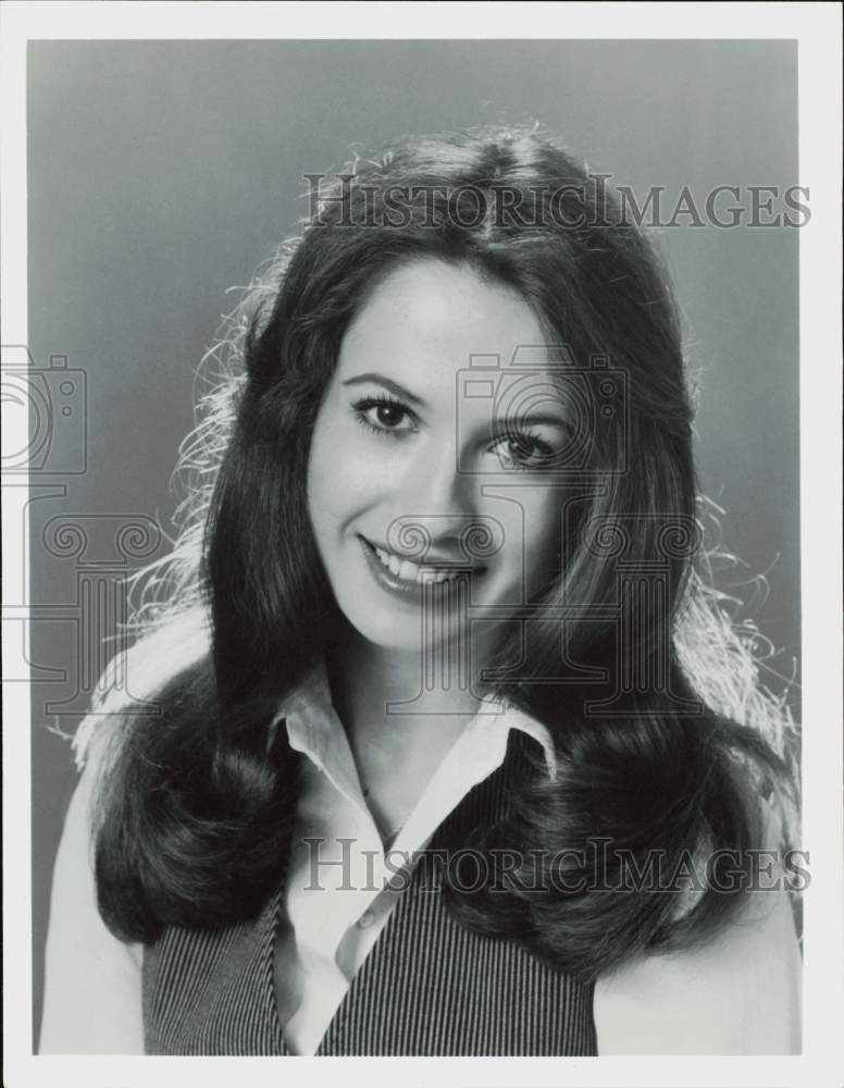 1977 Press Photo Actress Ana Alicia Ortiz in &quot;Ryan&#39;s Hope&quot; - hpp35853- Historic Images