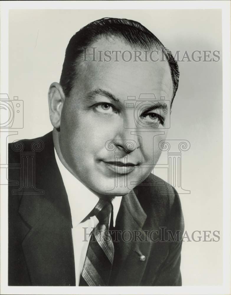 1963 Press Photo Robert W. Sarnoff, Chairman of the Board, NBC - hpp35859- Historic Images