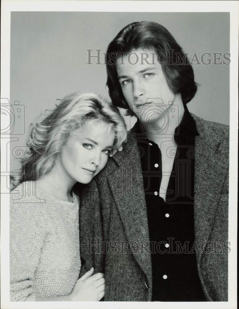 1981 Press Photo Actors Faye Grant, Michael Pare in &quot;The Greatest American Hero&quot;- Historic Images