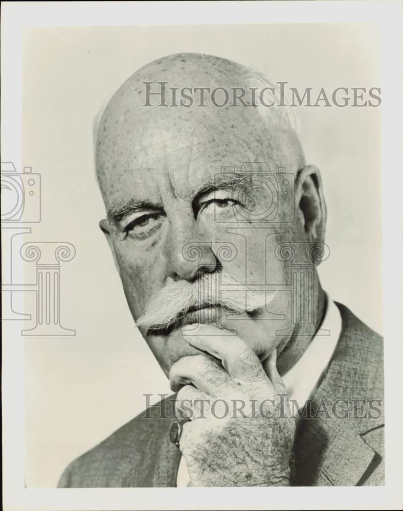 1961 Press Photo Hoffman Nickerson, author of &quot;The Loss of Unity.&quot; - hpp36377- Historic Images