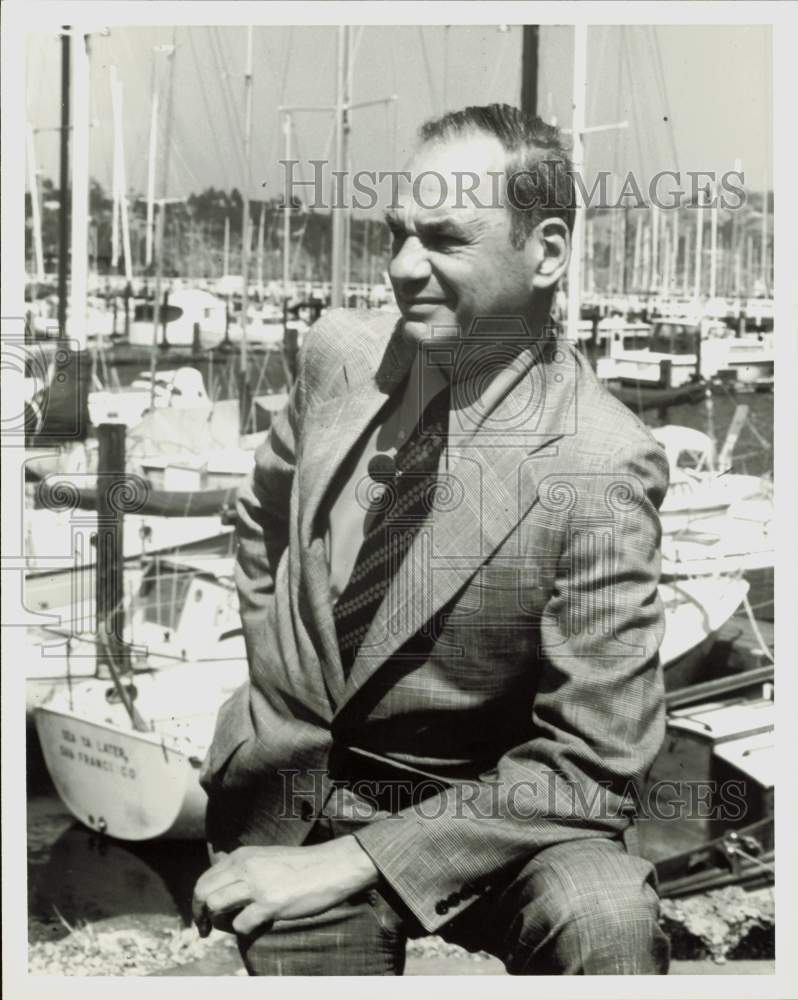 Press Photo Edwin Newman, American newscaster, journalist and author.- Historic Images