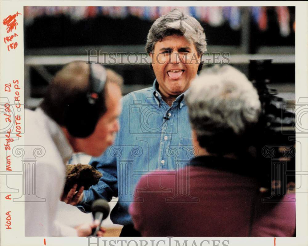 1995 Press Photo TV Host Jay Leno at Houston Livestock Show and Rodeo- Historic Images