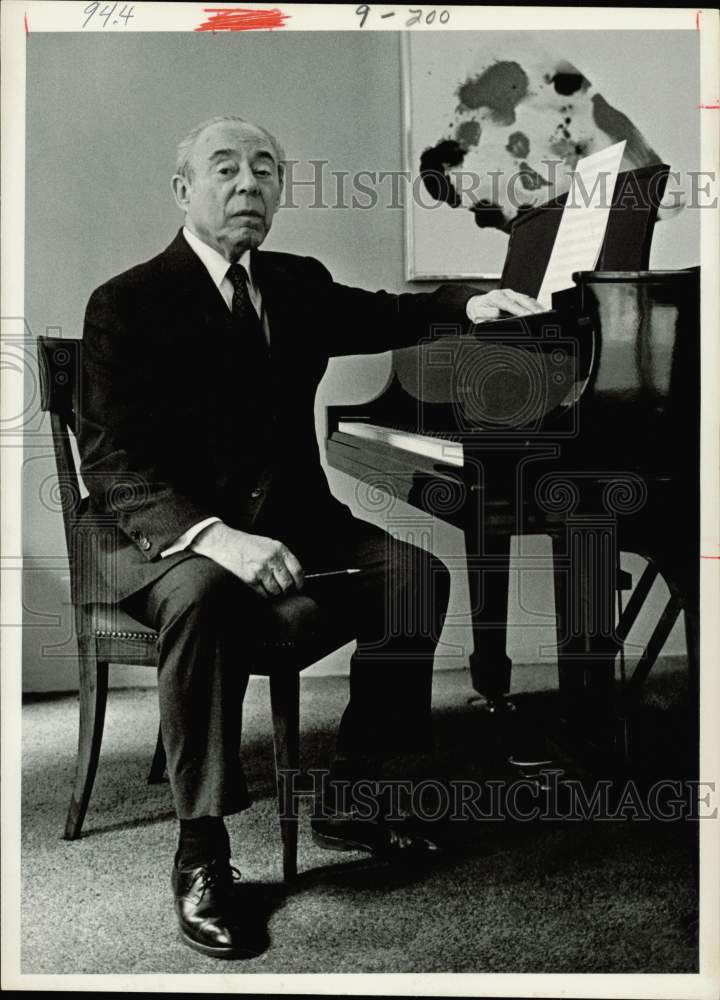 1980 Press Photo Composer Richard Rodgers at Piano of His Manhattan Office- Historic Images