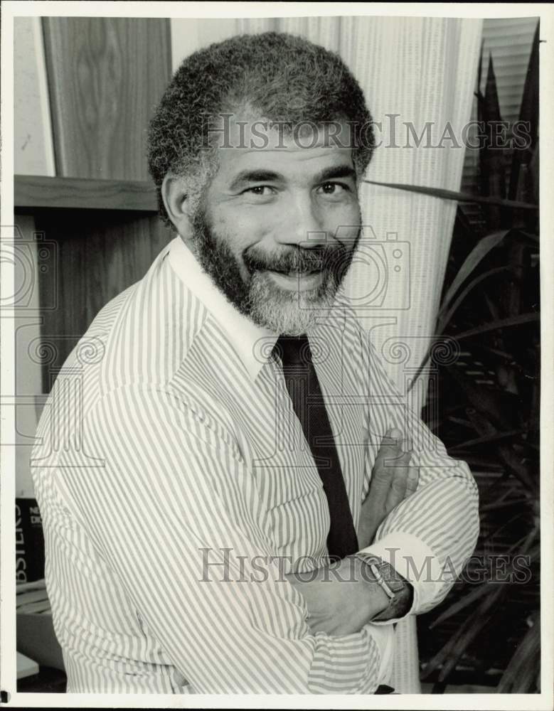 1983 Press Photo CBS News Correspondent Ed Bradley - hpp37776- Historic Images