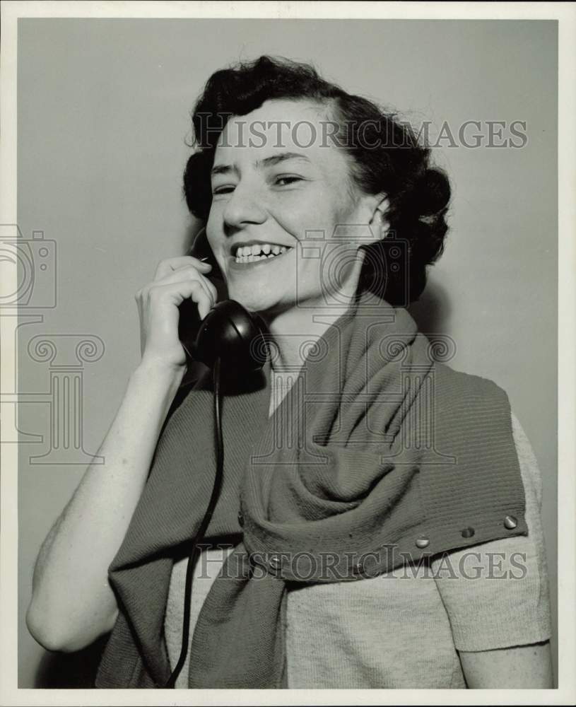 1956 Press Photo Esther Bradley, Contestant on &quot;You Bet Your Life&quot; TV Show- Historic Images