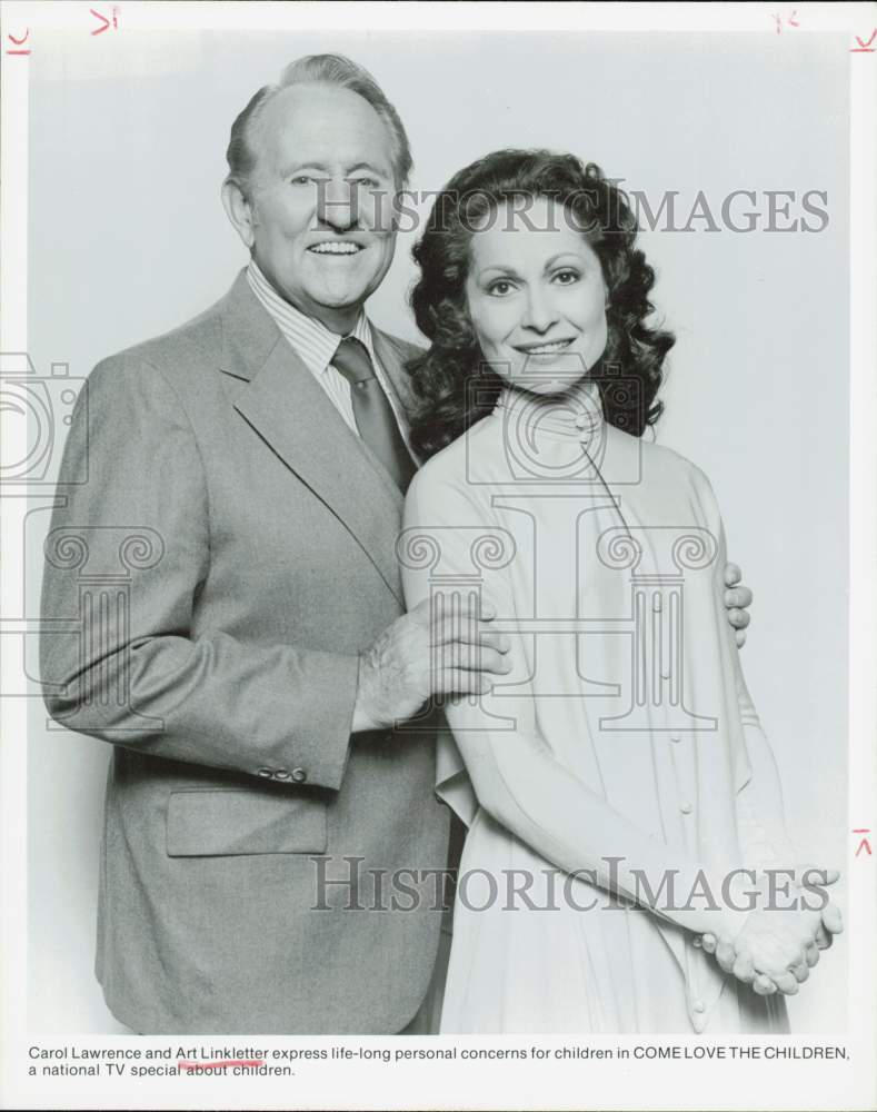 Press Photo Carol Lawrence &amp; Art Linkletter in &quot;Come Love The Children&quot; Special- Historic Images