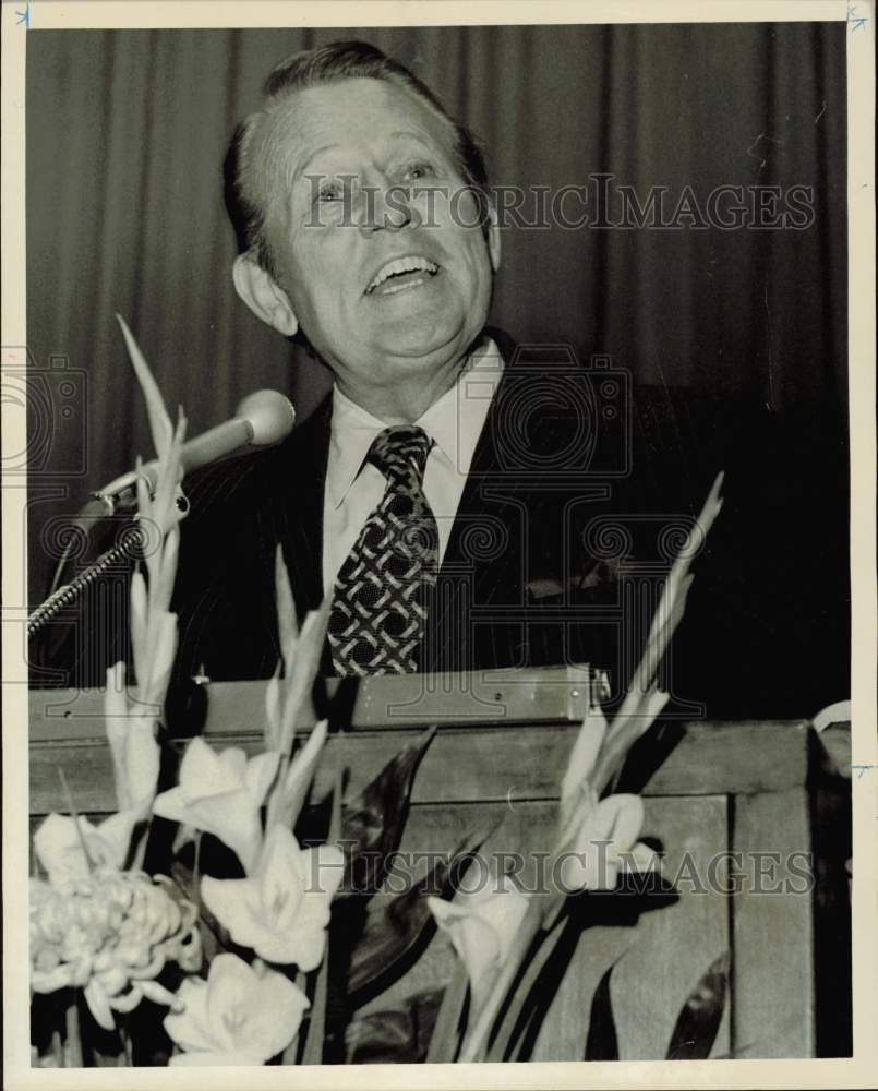 1974 Press Photo TV Host Art Linkletter Speaking Against Drugs in Houston- Historic Images