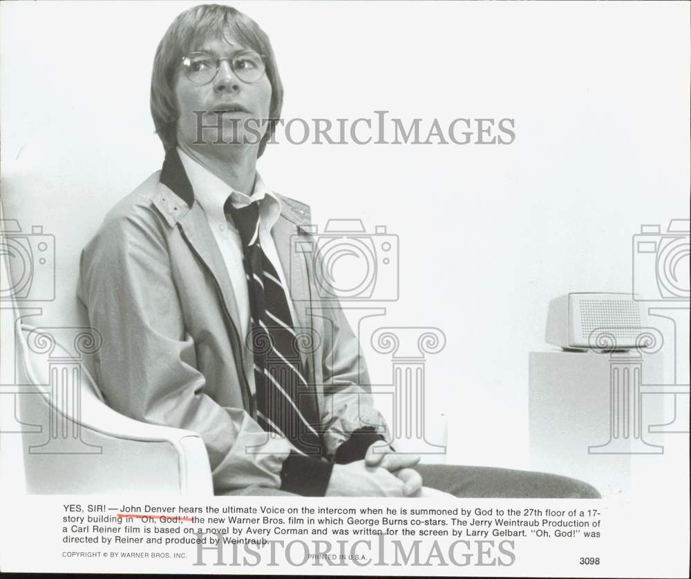 1977 Press Photo Actor-Singer John Denver in &quot;Oh, God!&quot; - hpp39013- Historic Images