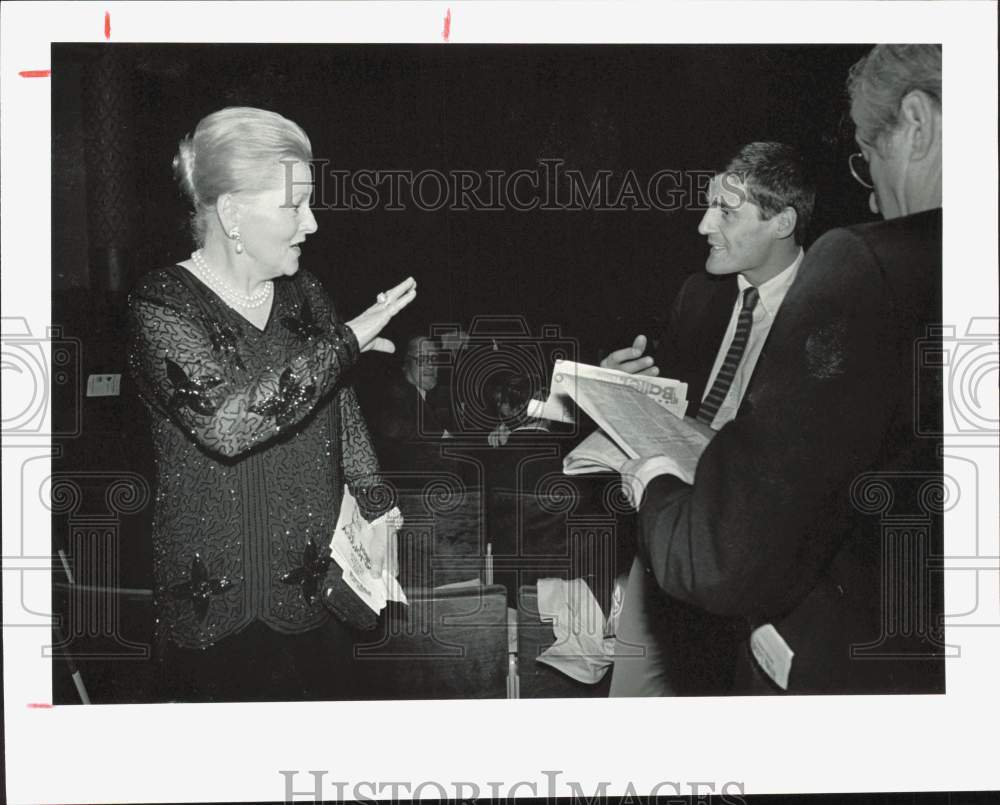 1983 Press Photo Actress Joan Fontaine Arrives at the Joffrey Ballet in Houston- Historic Images