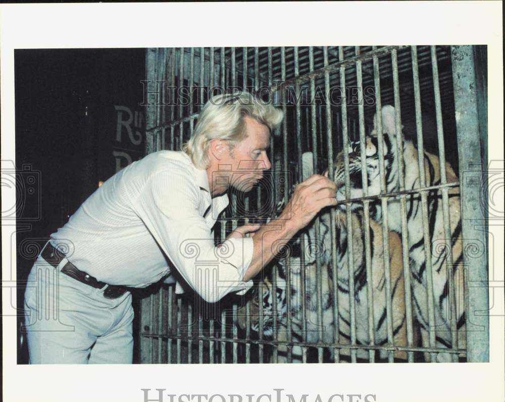 1988 Press Photo Animal Trainer Gunther Gebel-Williams - hpp39044- Historic Images