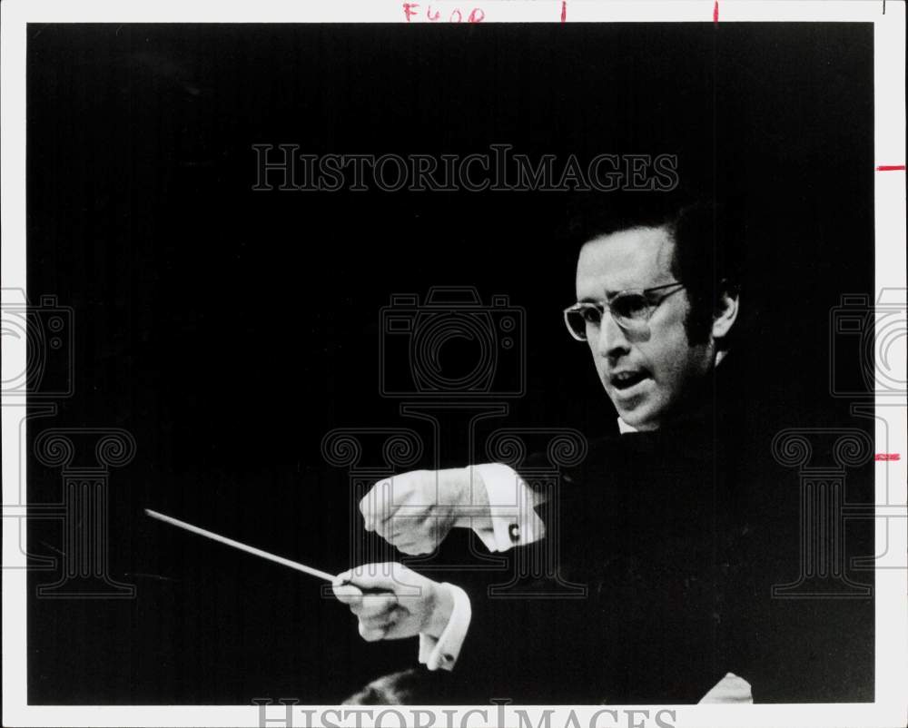 1973 Press Photo Conductor Lawrence Foster - hpp40553- Historic Images