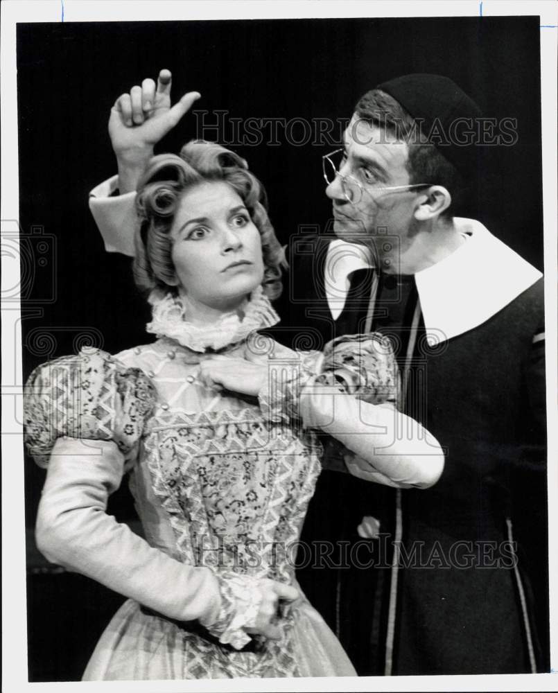 1962 Press Photo Ann Lynn as Elise &amp; Co-Star Robert Cayers - hpp40652- Historic Images