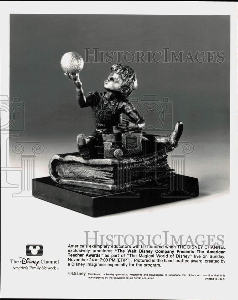 Press Photo American Teacher Awards Statue, Created by a Disney Imagineer- Historic Images